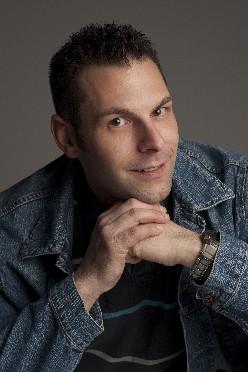 Gebäudereinigermeister und Schädlingsbekämpfer Pascal Peifer